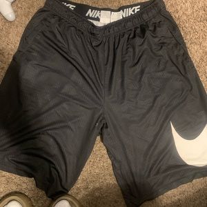 Nike dri fit basketball shorts